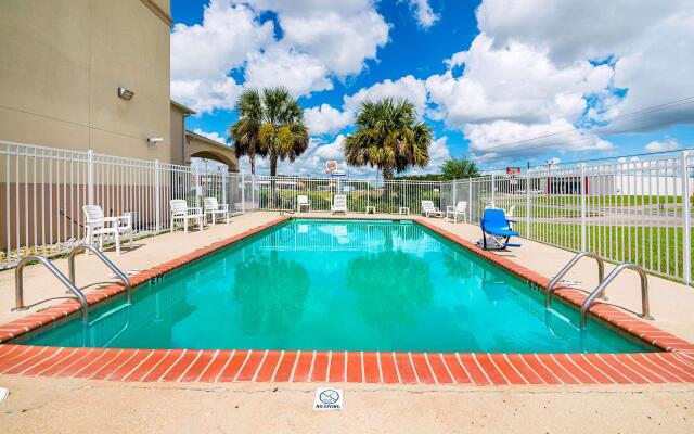 Quality Inn & Suites Franklin