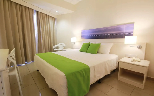 Papouis Protaras Hotel