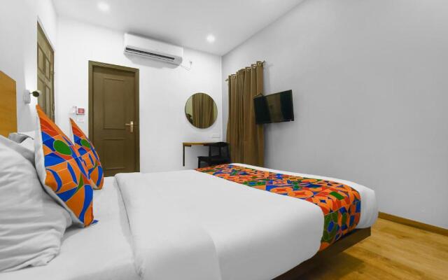 Fabhotel Akash Ganga