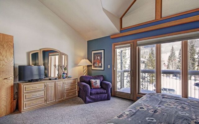 2725 Chateaux DMont by RedAwning