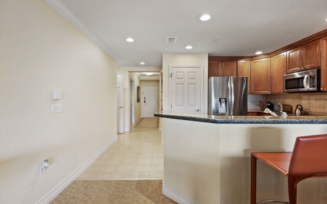 Rvh_323r Classic 3 Bedroom Condo