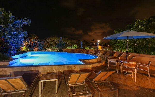 The Plaza Suites