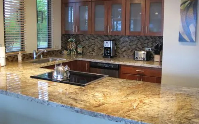 Puu Poa 107 by RedAwning