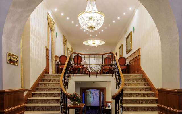 Hotel Raffaello, Sure Hotel Collection by Best Western