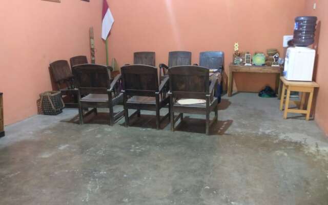 Klakat Bambu Homestay - Hostel