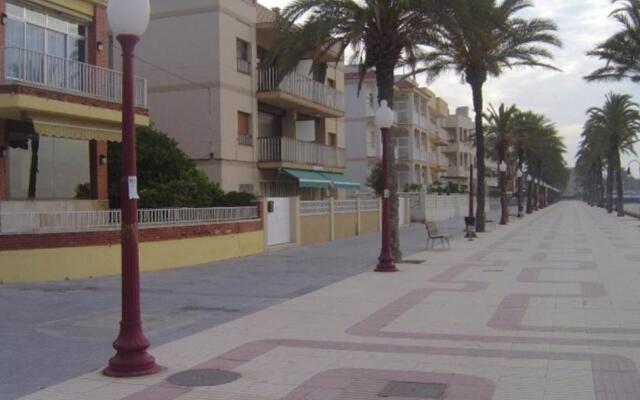 Apartamento En Segunda Linea De Mar, Wifi & A.C