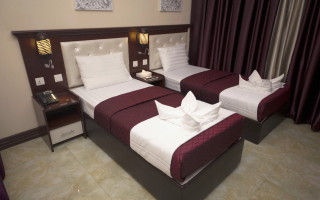 Mariana Hotel