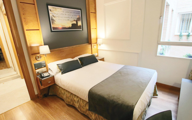 Ohtels San Anton Granada