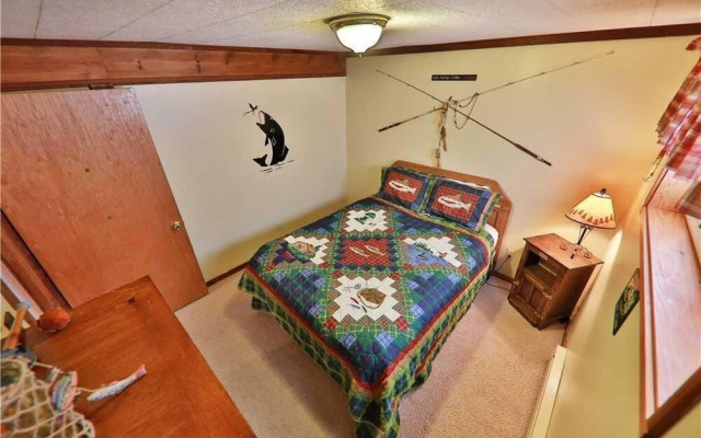 Mary Jane Chalet - 5 Br Chalet