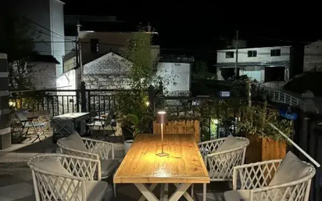 Jixi Xiyu Mountain House B&B