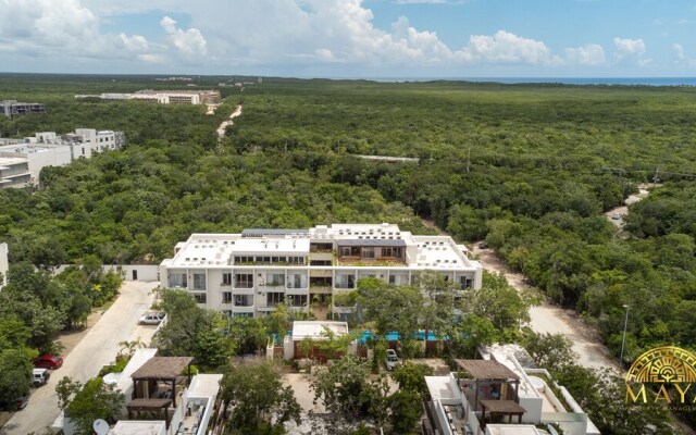 Tropical Apartment Close To The Beach