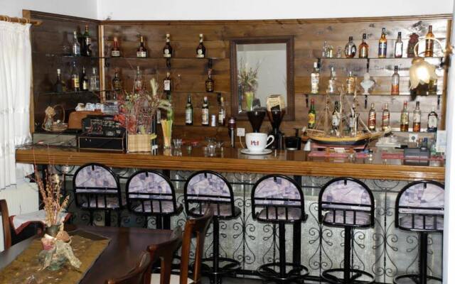Porto Lourbas Hotel