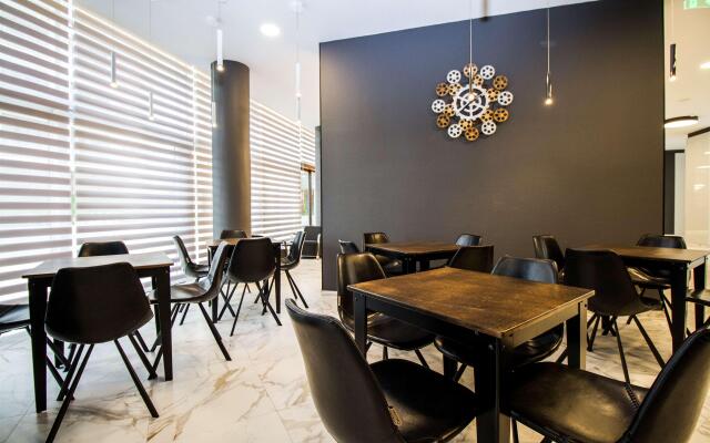 Best Western Plus Premium Inn