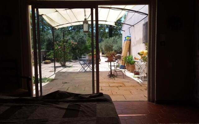 Clos St Jean Baptiste