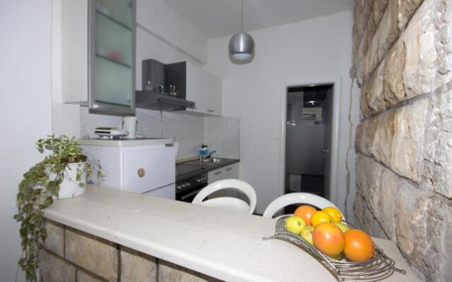 Apartments Laledo