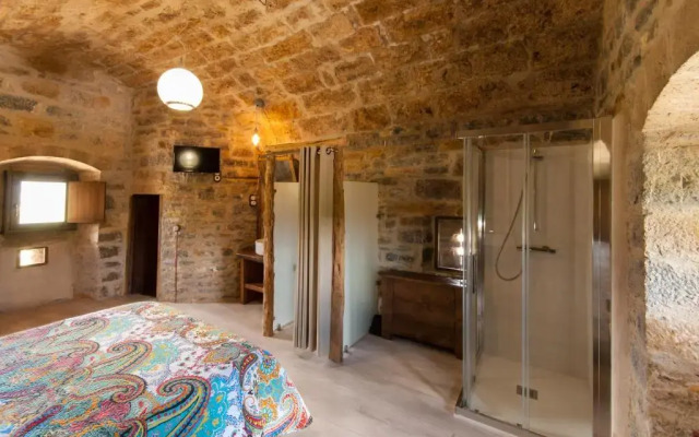 Casa Mur de Alujan