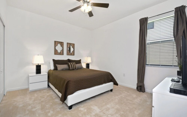 Veranda Palms by VHC Hospitality