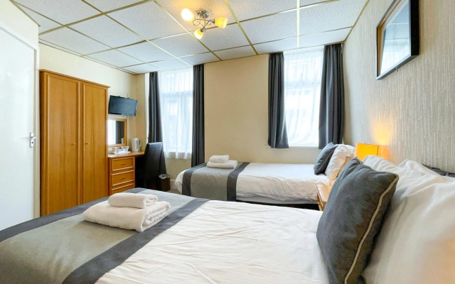 The Auckland Hotel
