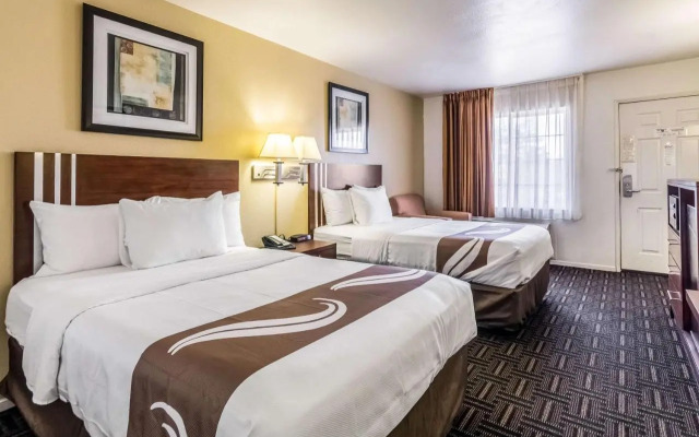 Super 8 Motel - Fresno/North CA
