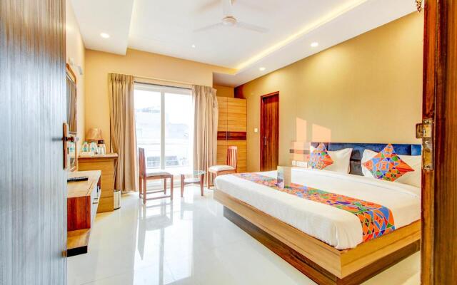 Fabhotel 7Th Crossing