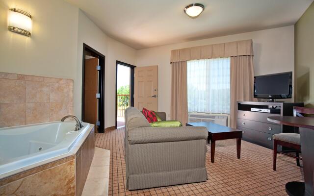 Holiday Inn Express & Suites Silt-Rifle by IHG