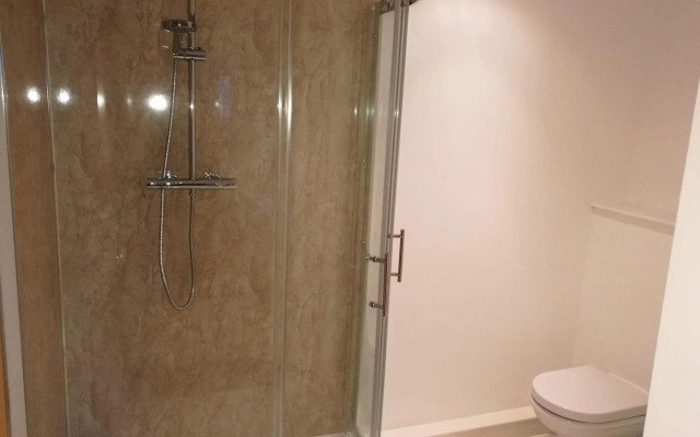 Glasgow Central Riverview Luxury Apartment (Sleeps upto 8)