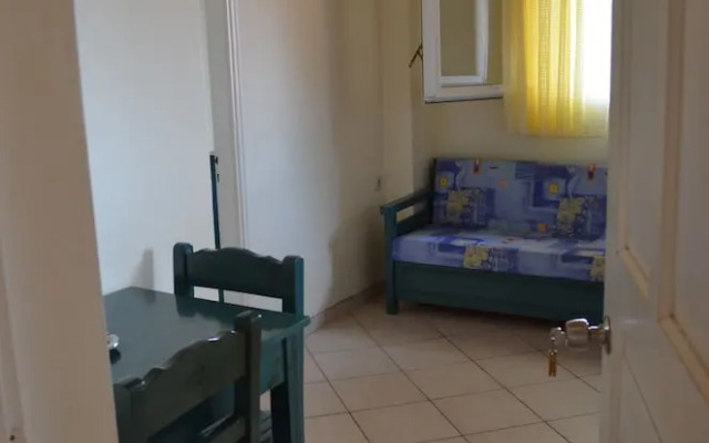 Odysseia Apartments