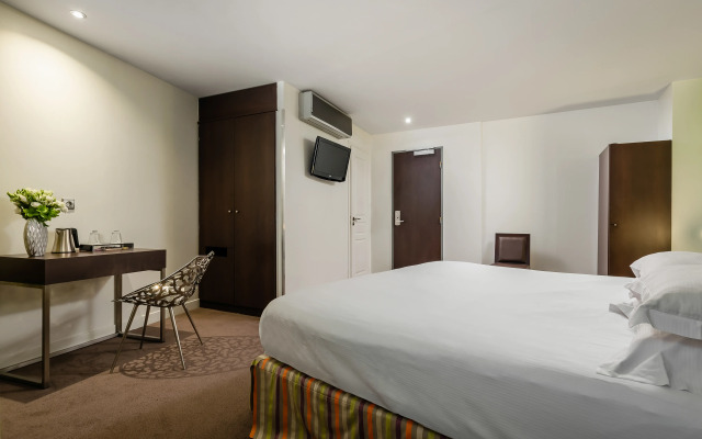 Hotel Arc de Triomphe