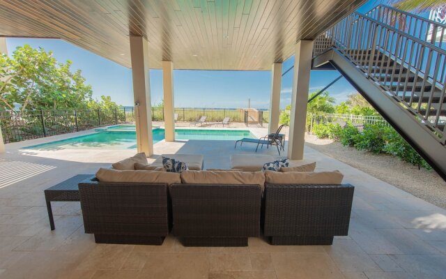 Beach Side Paradise Apartment 7