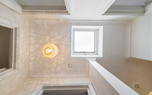 Charming London Apartment With 2 Bedrooms