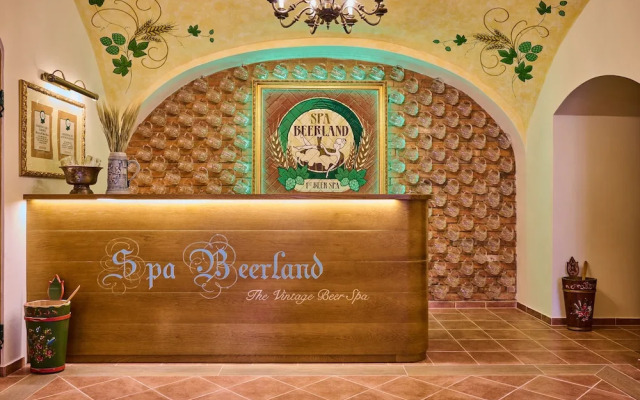 Spa Beerland - At The Golden Lamb