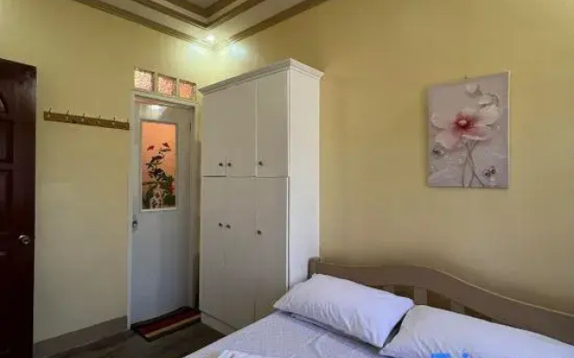 Nielo's Apartment (Door 5)