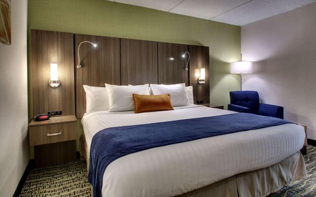 Best Western Plus New Englander