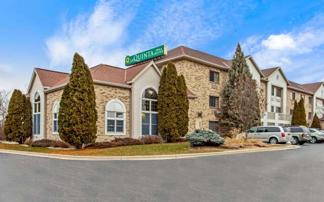 La Quinta Inn & Suites by Wyndham Milwaukee Delafield