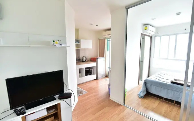 Lumpini Wongamat Suites