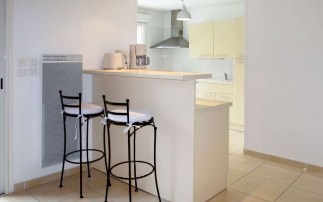 Domaine Royal Green (MZA101)