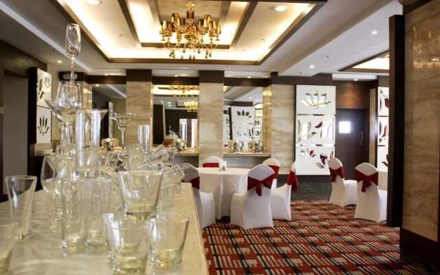 The Golden Palms Hotel & Spa Delhi