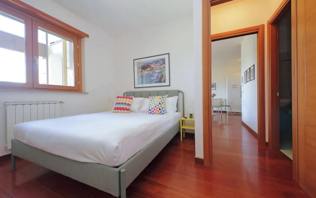 Modern Flat with terrace near Eataly