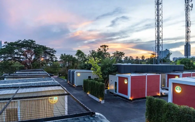 NY Resort Nonthaburi