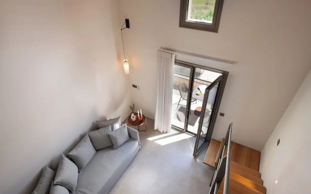 Reveli Suites