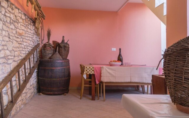 Amazing Apartment in Vodnjan With 2 Bedrooms