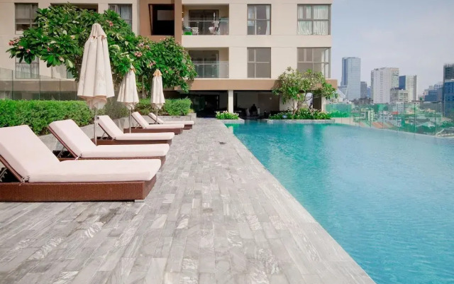 Ho Chi Minh Infinity Pool Apartment