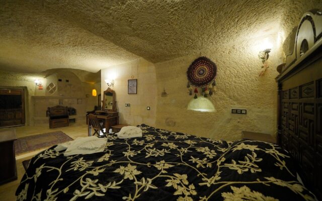 Travel Inn Cave Hotel