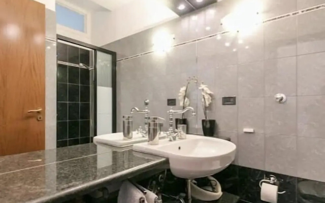 Optimus Host Cermenate Apartment