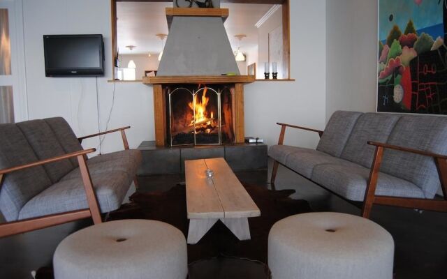 Hotel Sveinbjarnargerdi