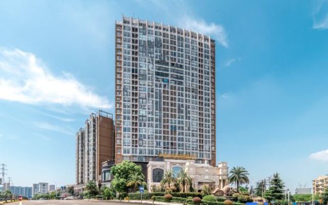 Malata Carrey International Hotel (Wuhan Textile University tanxinpei Park Subway)