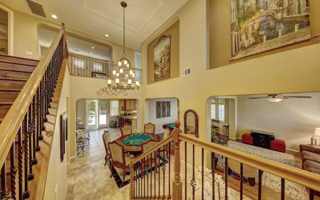 Apple Court - Four Bedroom Home