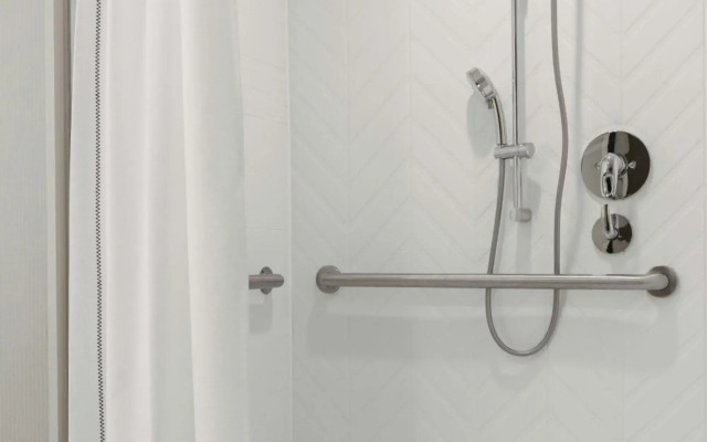 Delta Hotels by Marriott Indianapolis Airport