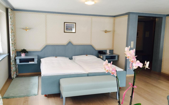 Romantik Hotel Säntis – Guest Rooms – Appenzell