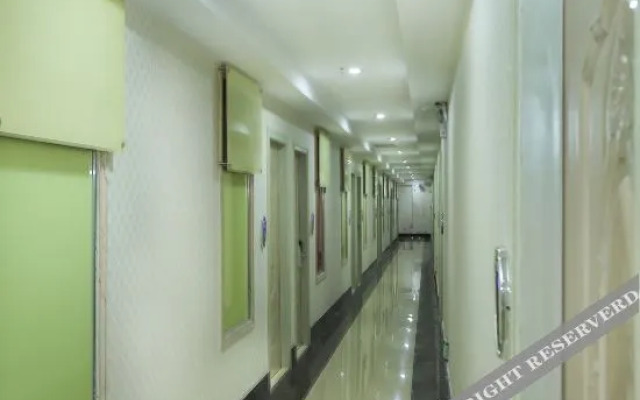 OYO Dongguan Wanda business accommodation